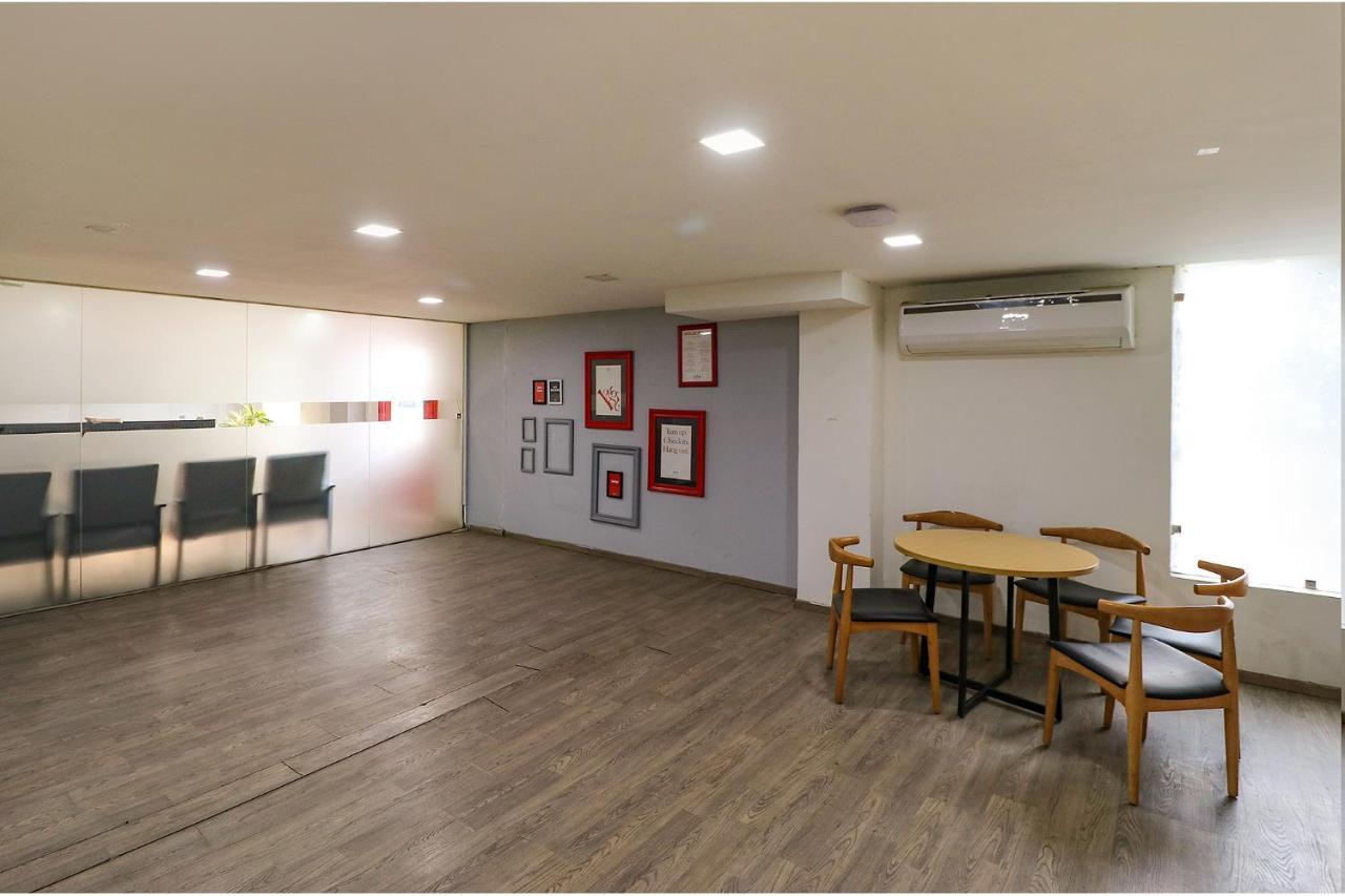 Fabhotel The Chaitanyas Rohini Sec 18 Delhi  Exterior photo