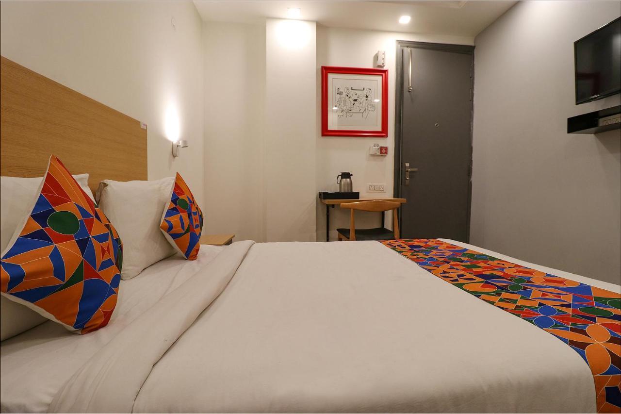 Fabhotel The Chaitanyas Rohini Sec 18 Delhi  Exterior photo